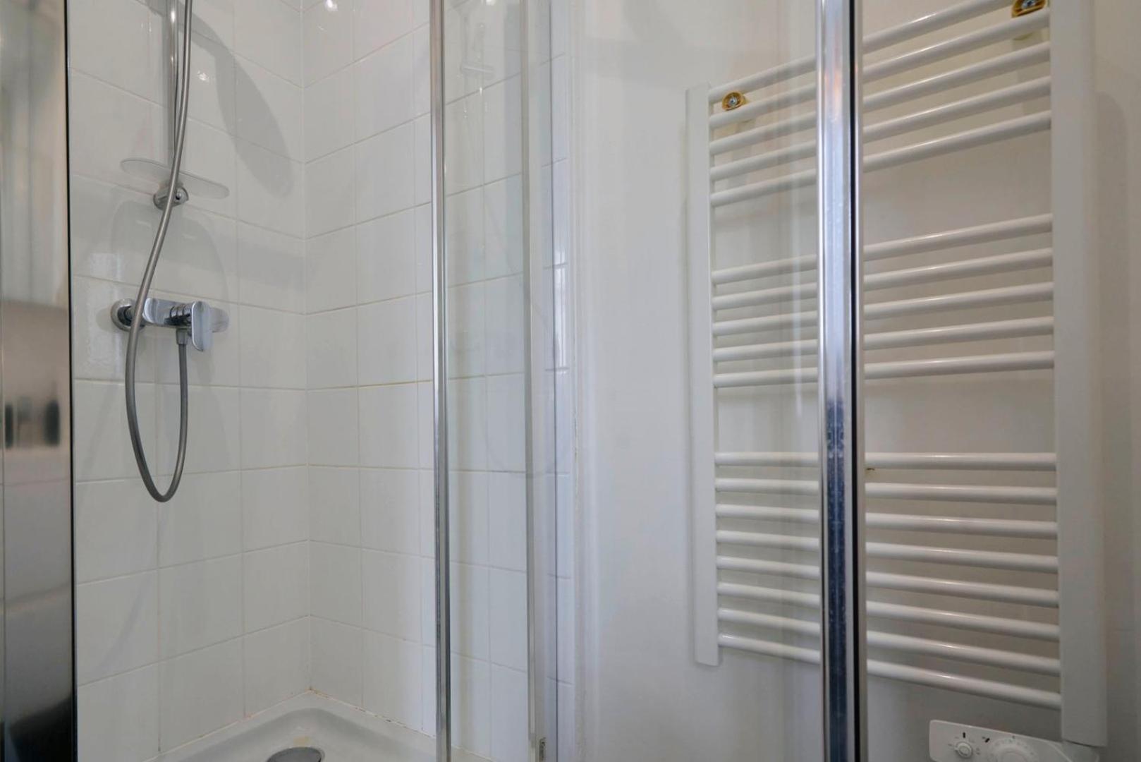 Duplex 2 Bedrooms 2 Bath Lille Exteriör bild