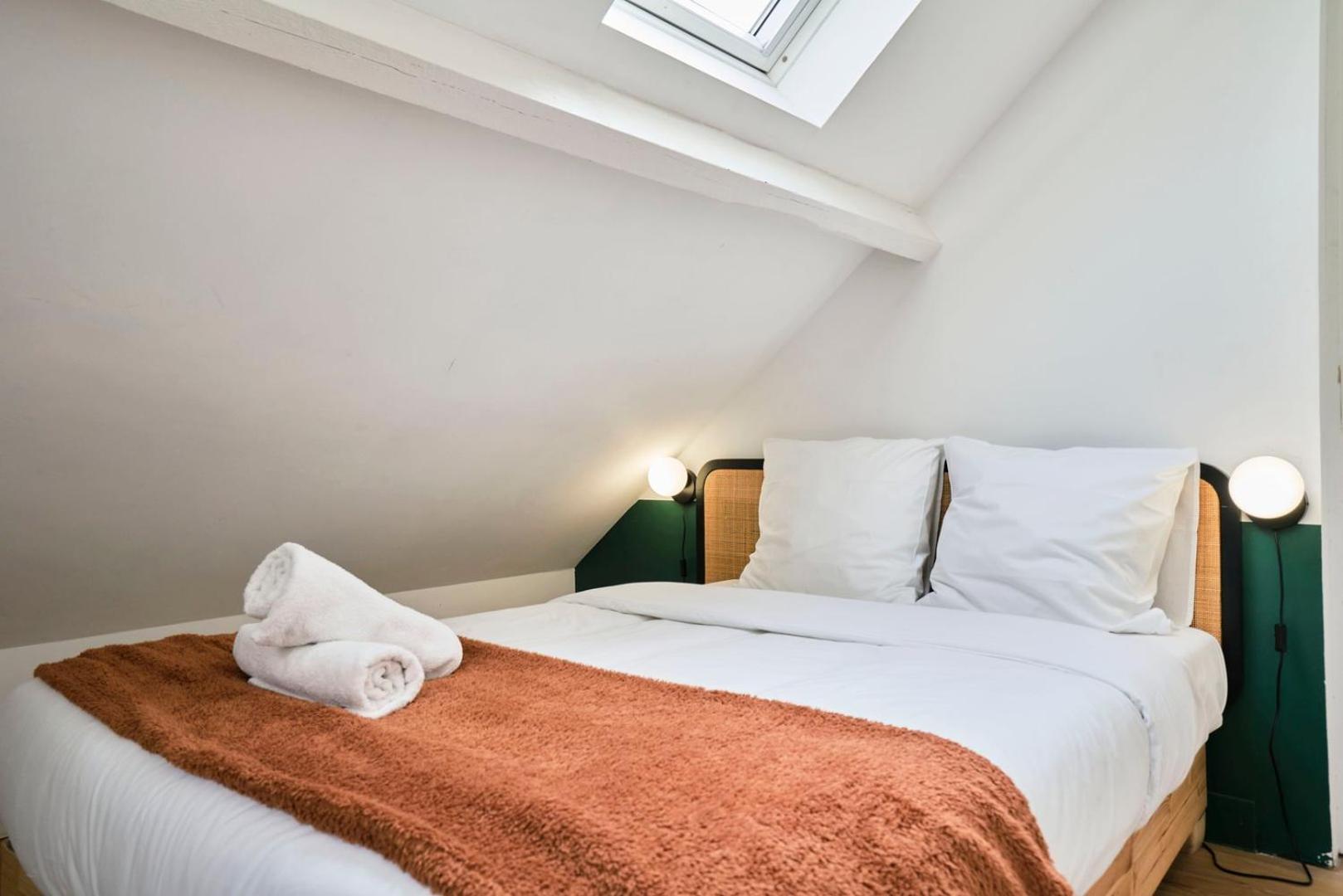 Duplex 2 Bedrooms 2 Bath Lille Exteriör bild