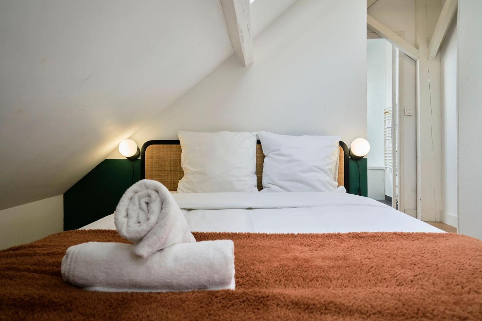 Duplex 2 Bedrooms 2 Bath Lille Exteriör bild